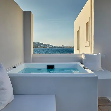 Art Group Living Apartment