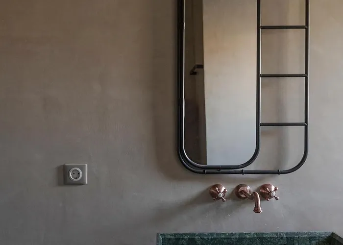 Art Group Living * Naousa