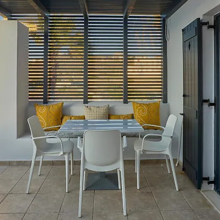 Daire Art Group Living Zambujeira do Mar